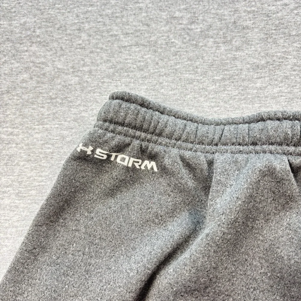 Under Armour Storm Boy's Gray Athletic Pants Sweatpants Size YXL Comfort Loose